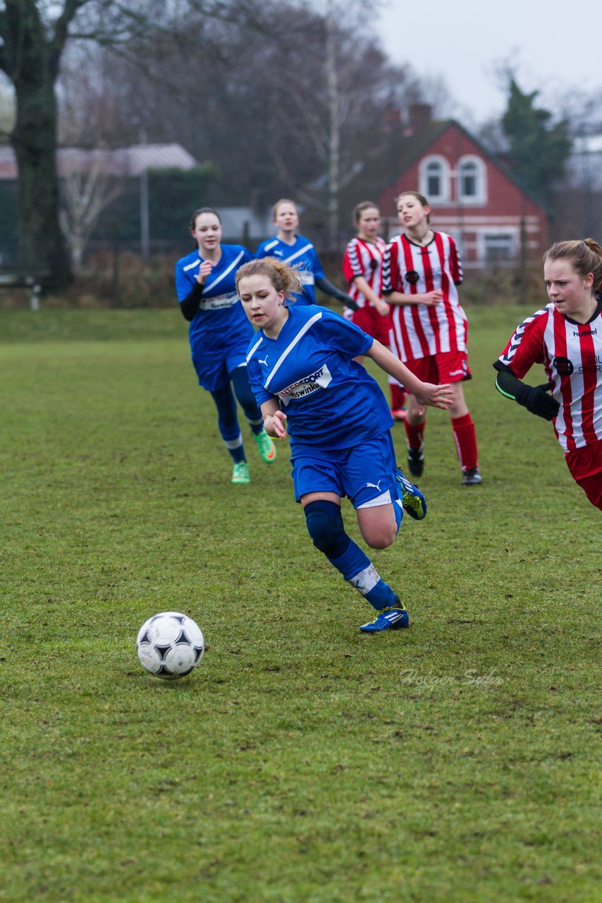 Bild 117 - C-Juniorinnen FSG-BraWie 08 - TuS Tensfeld : Ergebnis: 0:8